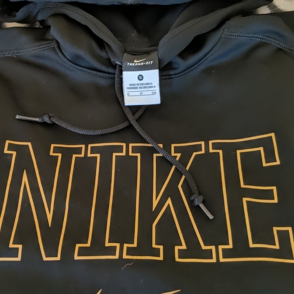 Nike Hoodie - Picture 2 of 5